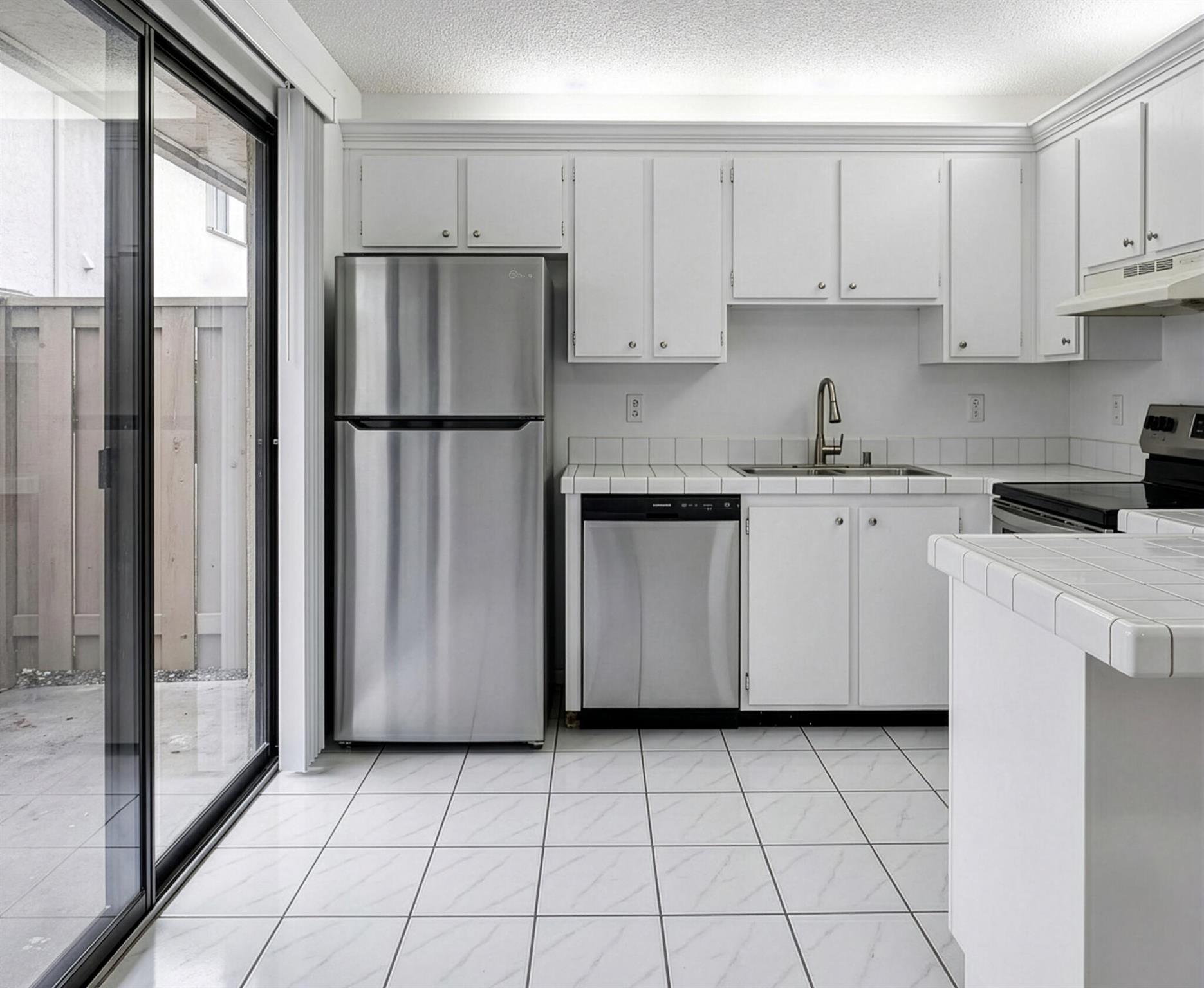 MERIDIAN PARK - Residential