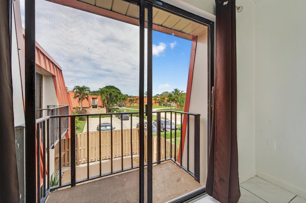 Photo of 3310 Meridian Way S #A, Palm Beach Gardens, FL 33410 (MLS # R11147168)