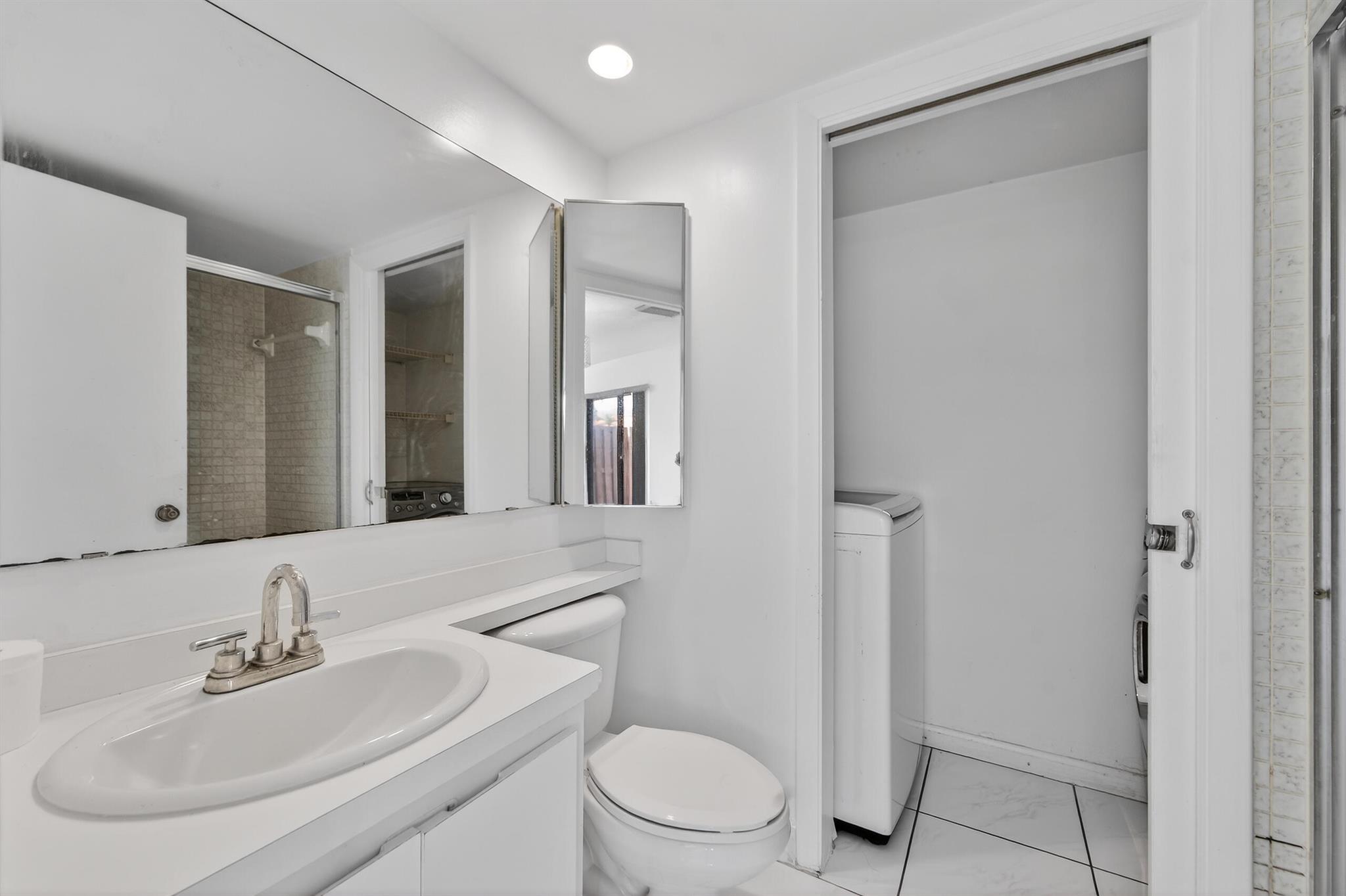 MERIDIAN PARK - Residential