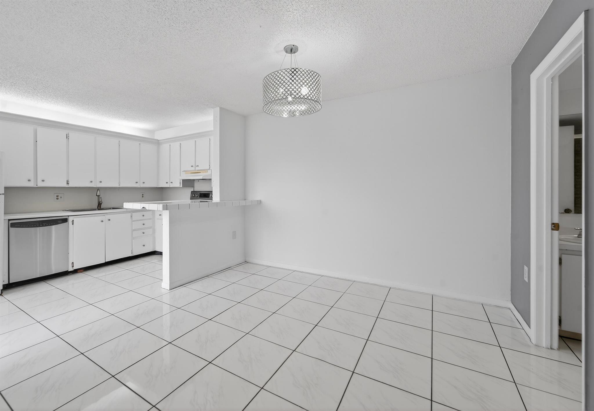 MERIDIAN PARK - Residential