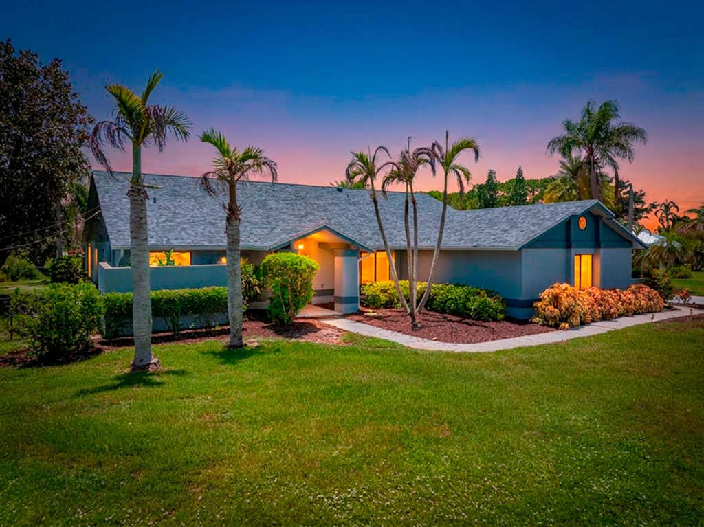 Photo of 2092 SE PYRAMID Road, Port Saint Lucie, FL 34952 (MLS # B26054191)