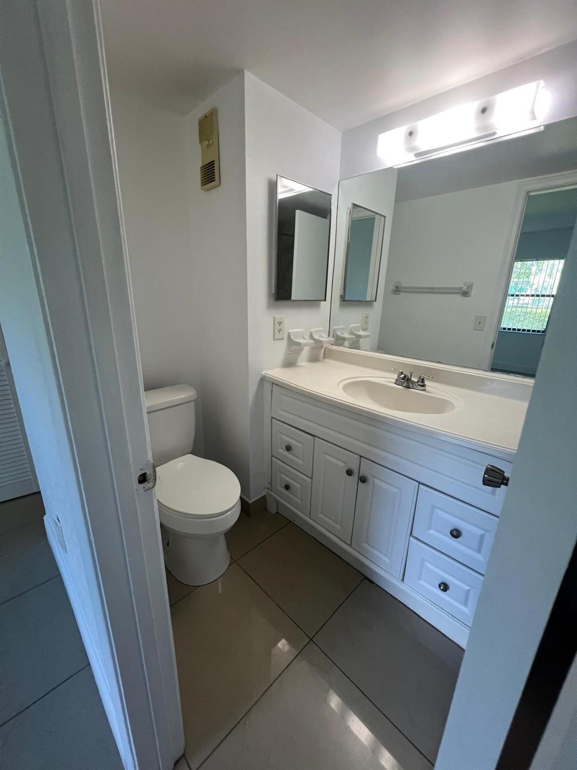 PINE LAKE #7 CONDO - Residential Lease