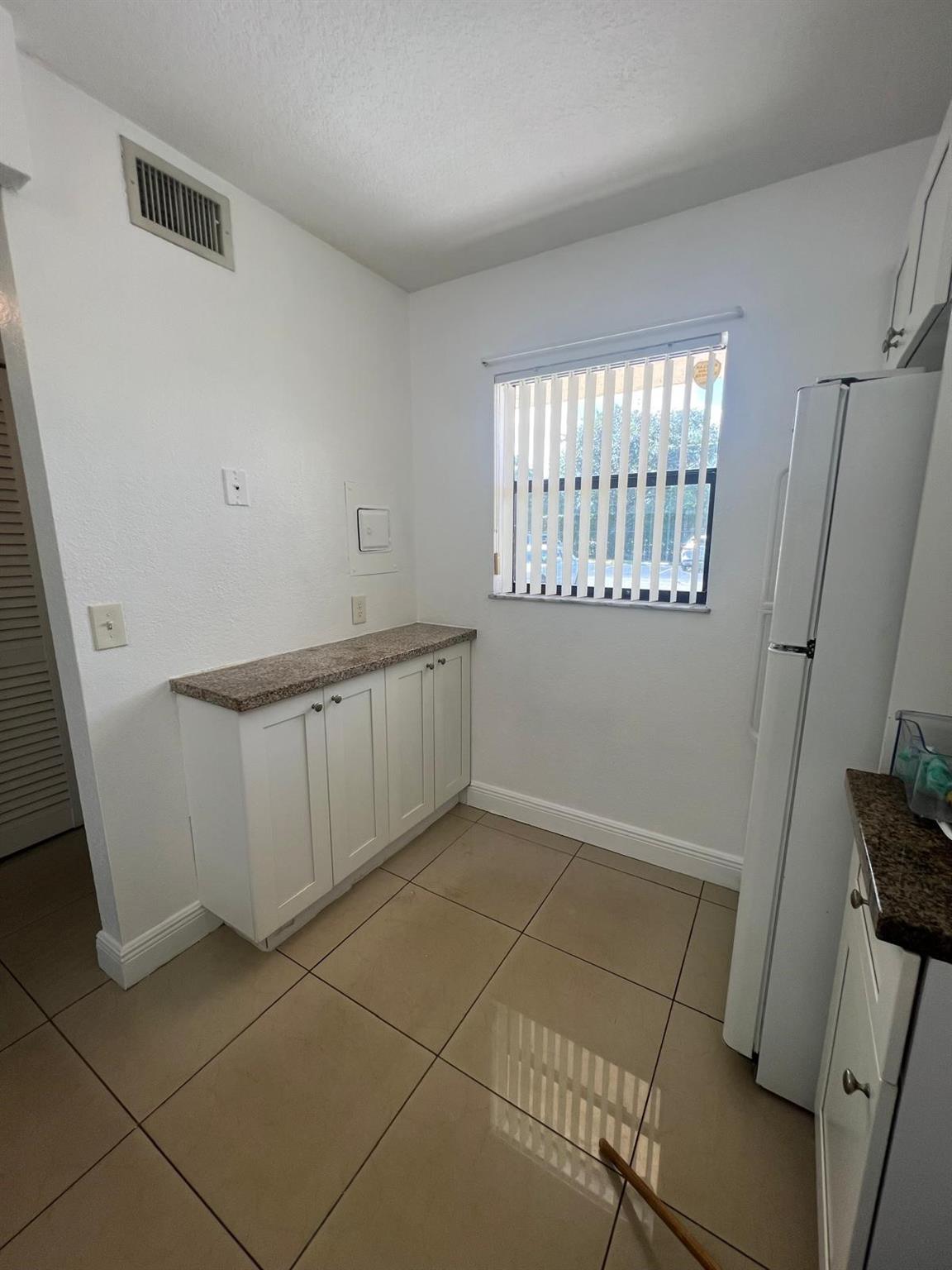 PINE LAKE #7 CONDO - Residential Lease