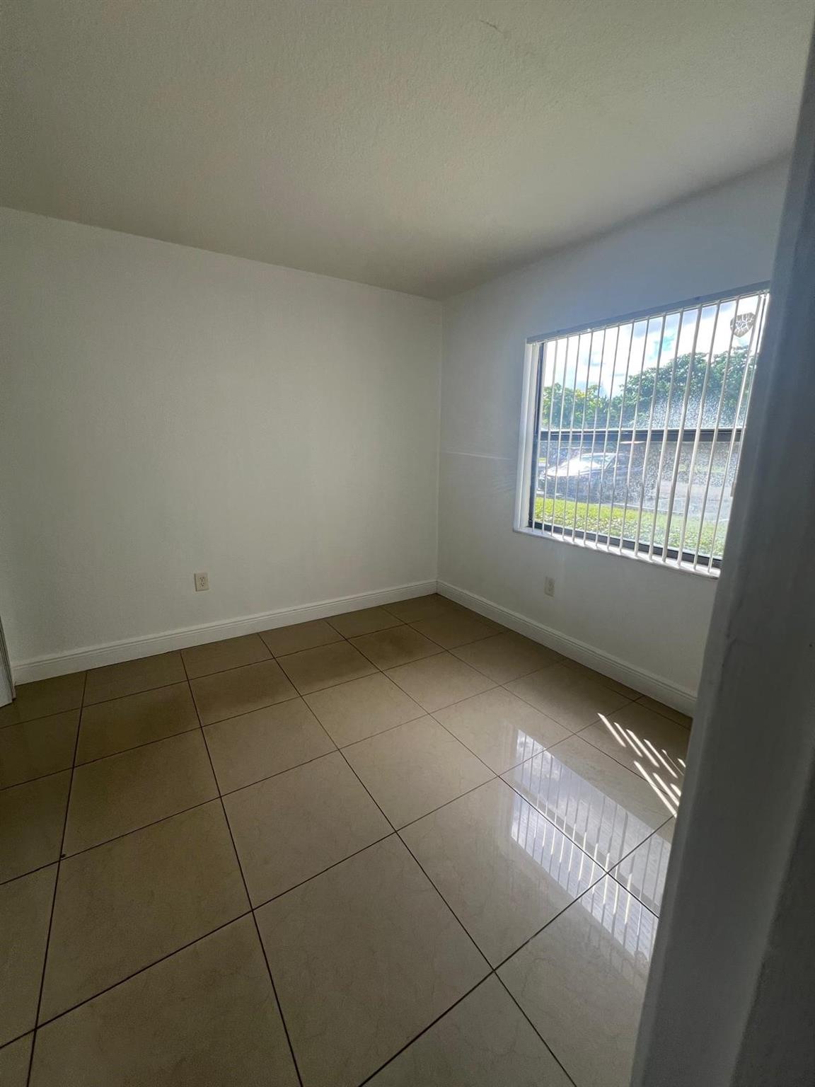 PINE LAKE #7 CONDO - Residential Lease