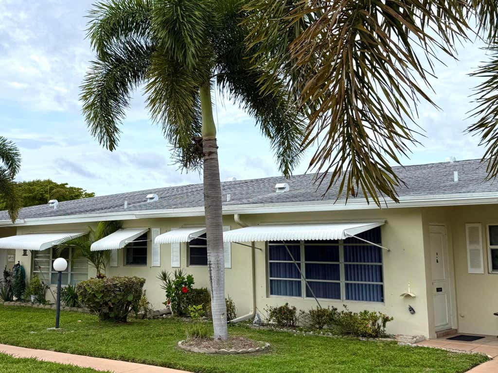 Photo of 200 Pine Point Drive #B, Boynton Beach, FL 33435 (MLS # B26040232)
