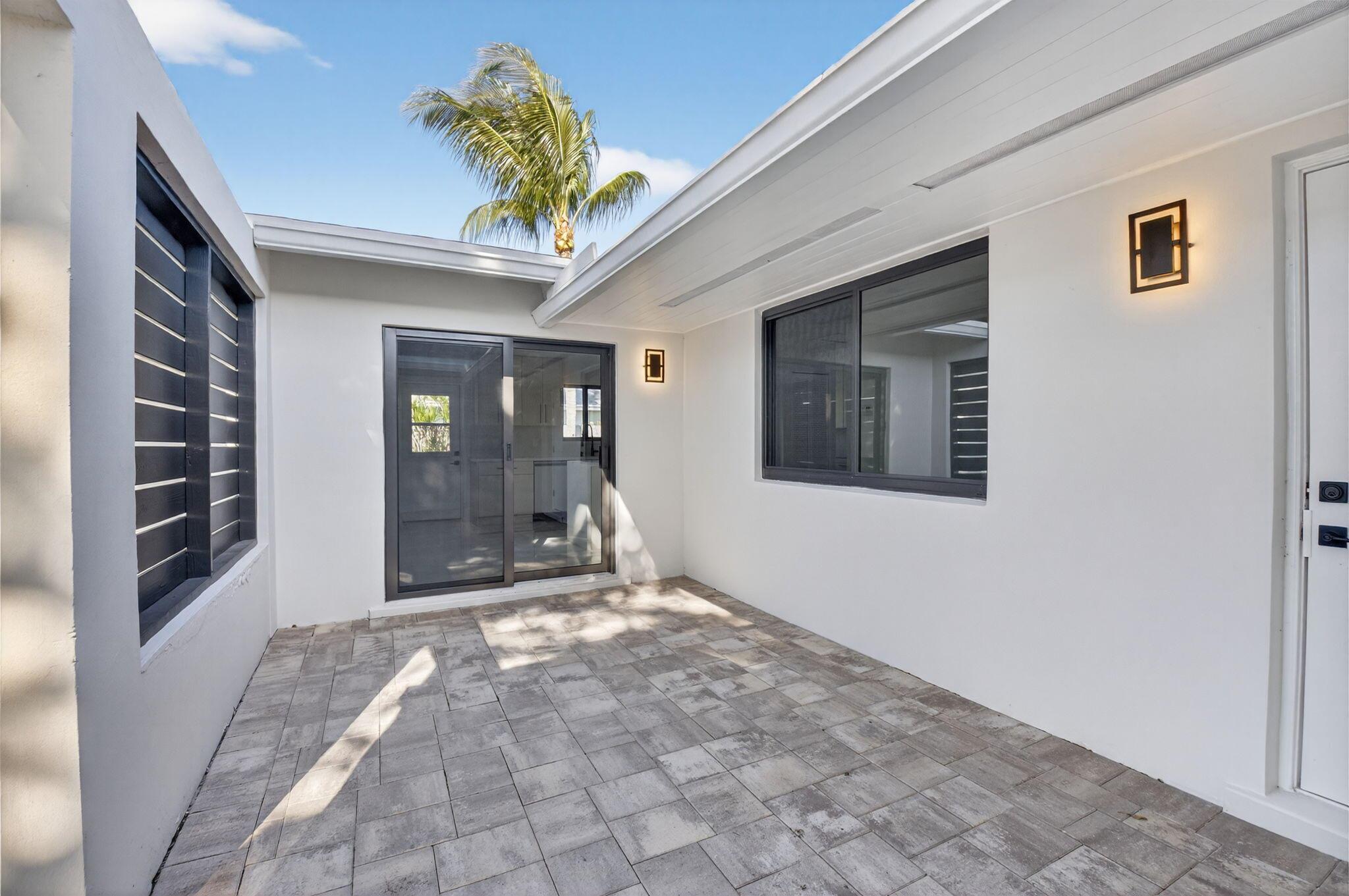 TROPIC PALMS 1 - Residential Lease