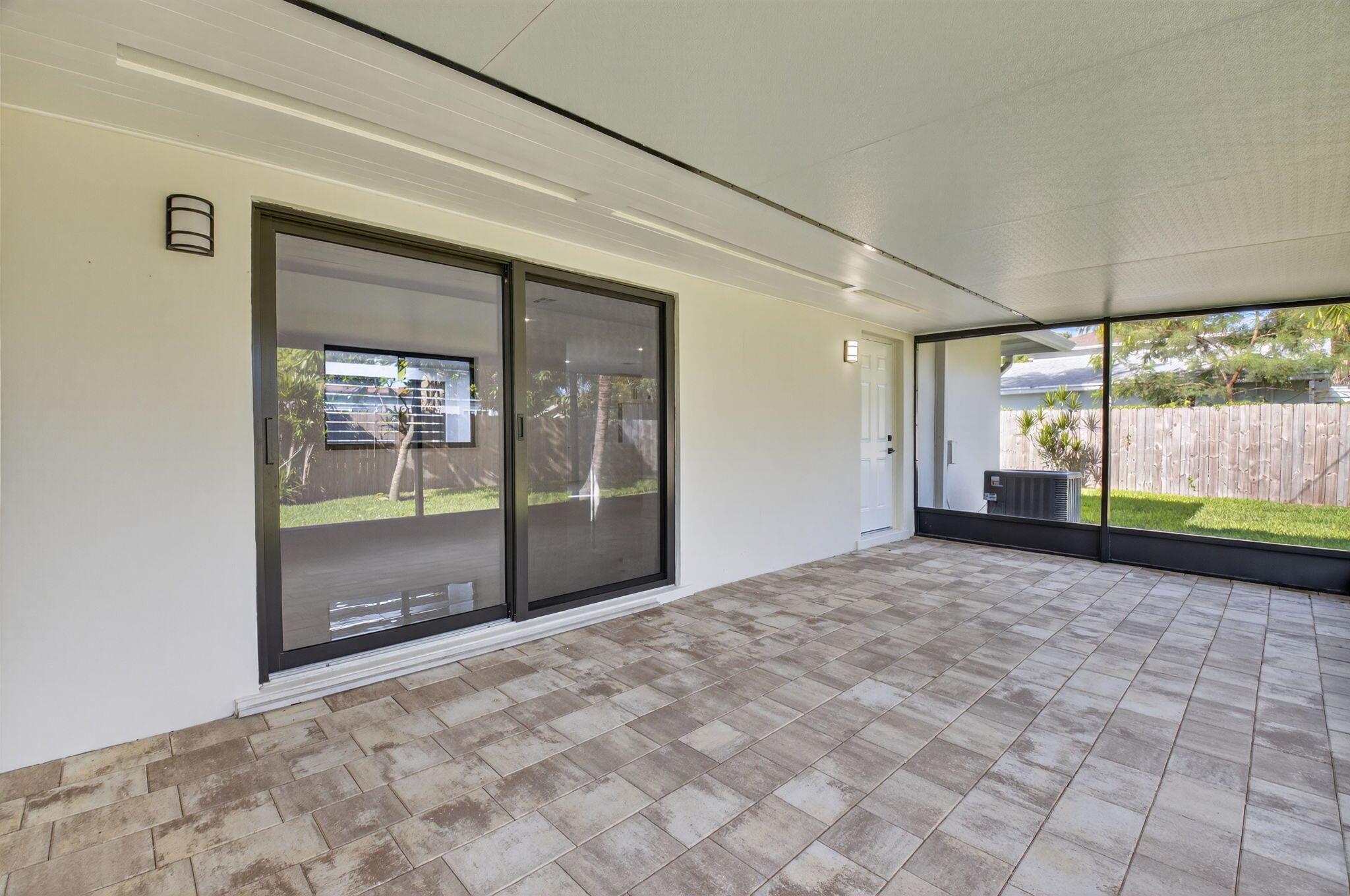 TROPIC PALMS 1 - Residential Lease