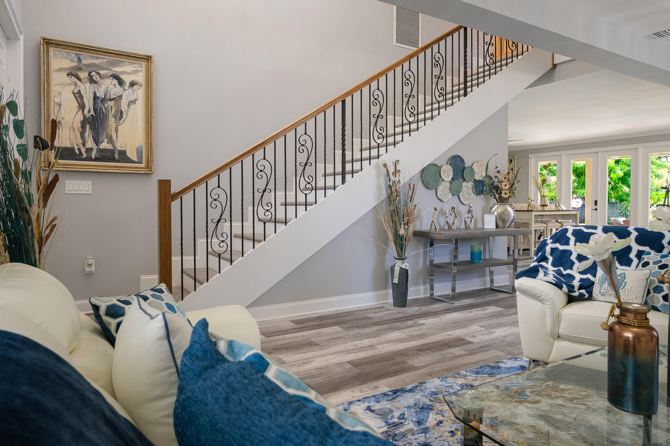 THE OAKS - Residential