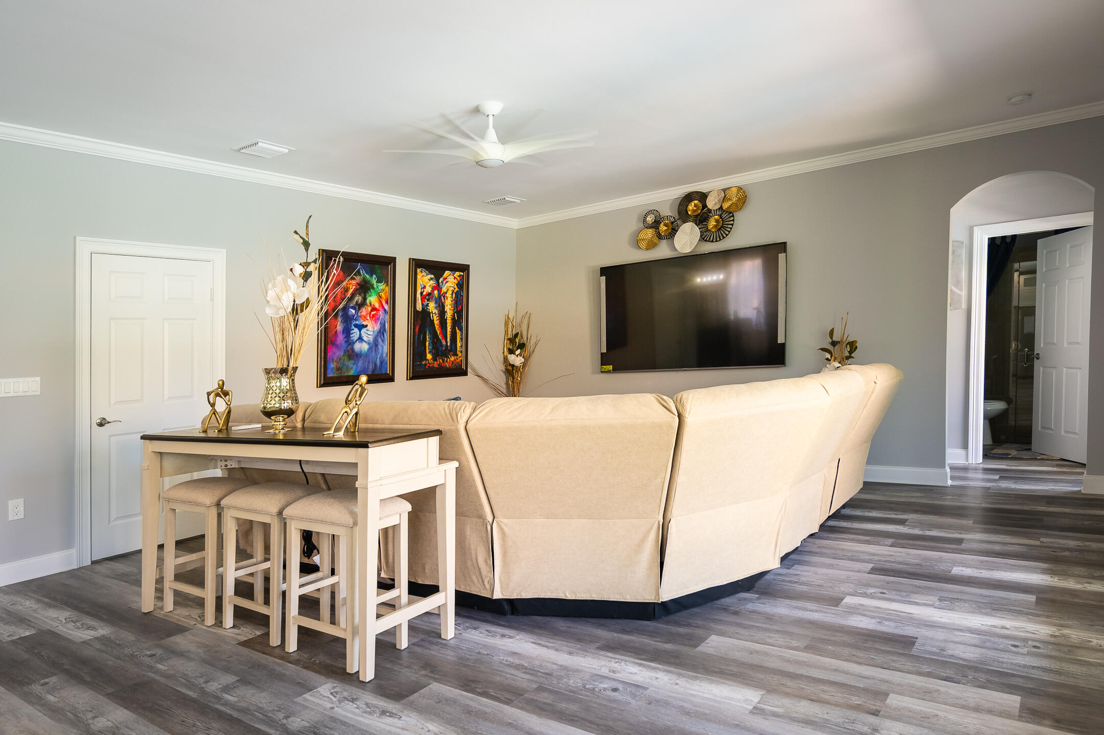 THE OAKS - Residential