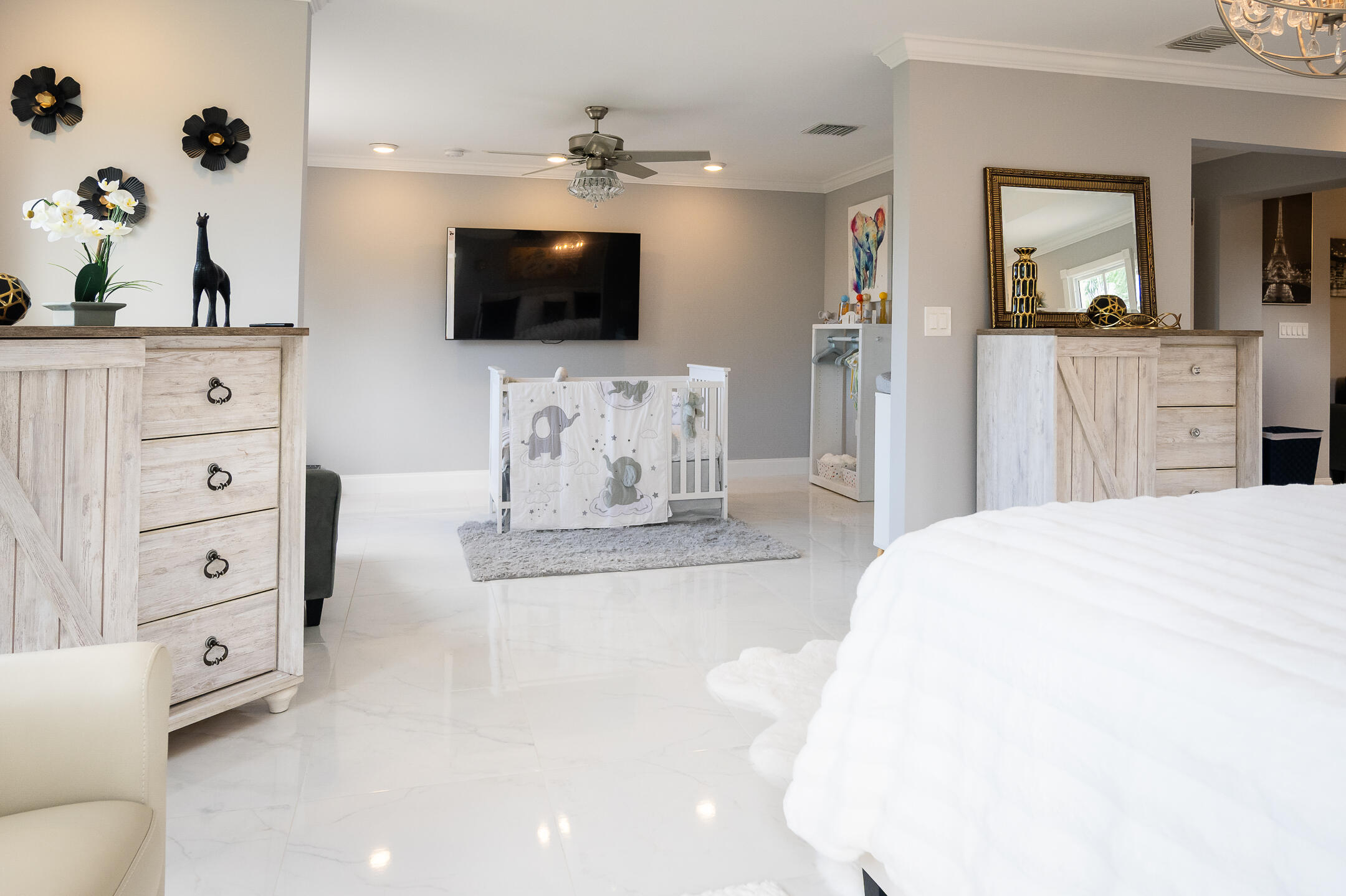 THE OAKS - Residential