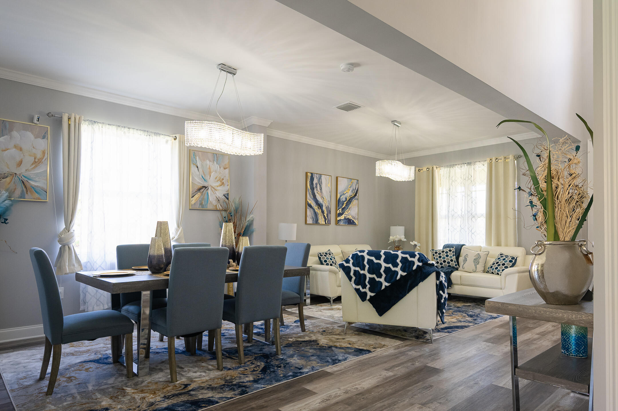 THE OAKS - Residential