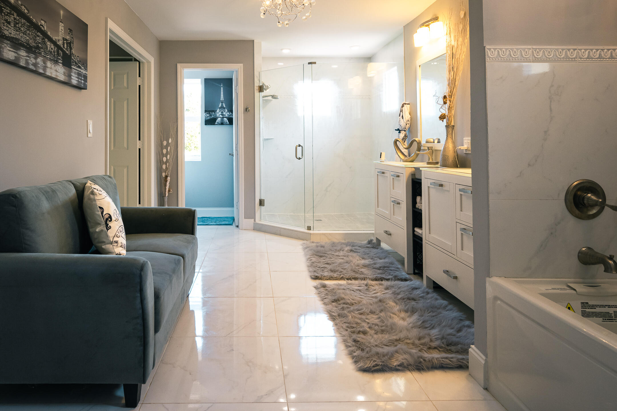 THE OAKS - Residential