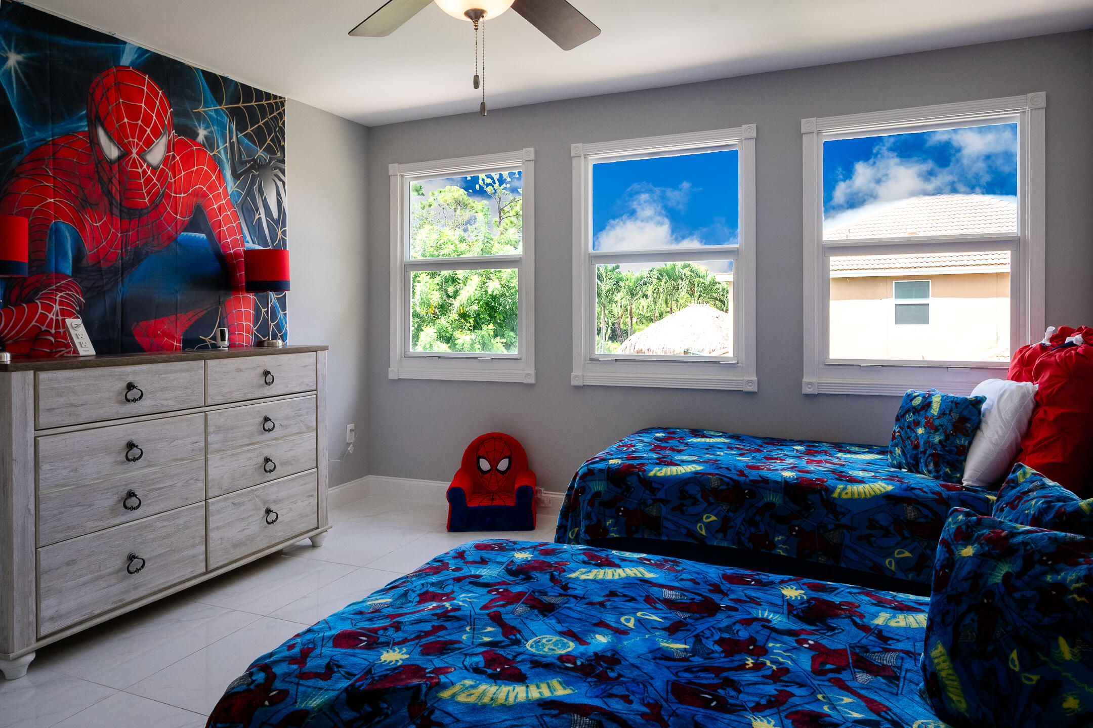 THE OAKS - Residential