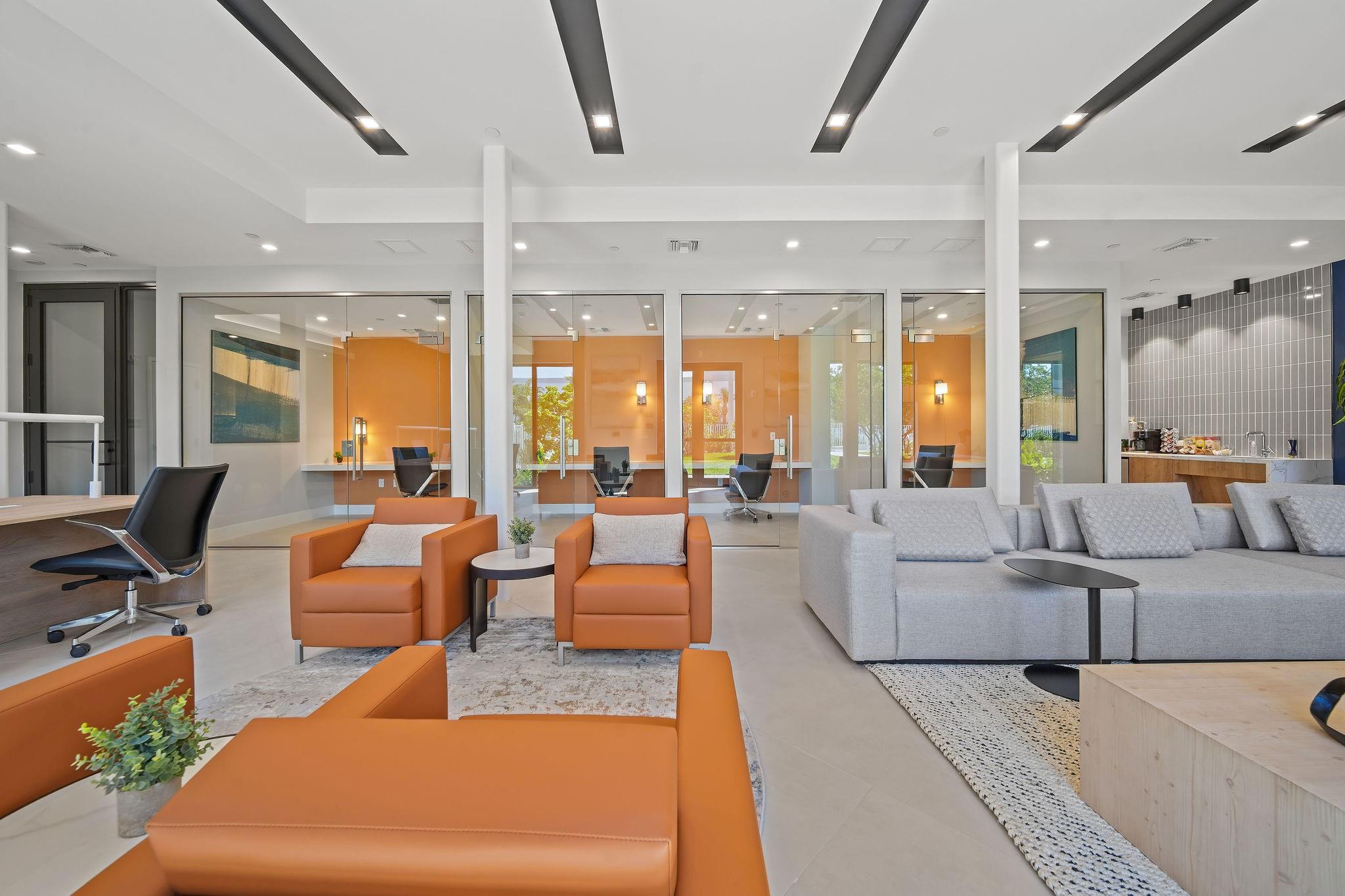 AVERY LAKE WORTH - Residential Lease