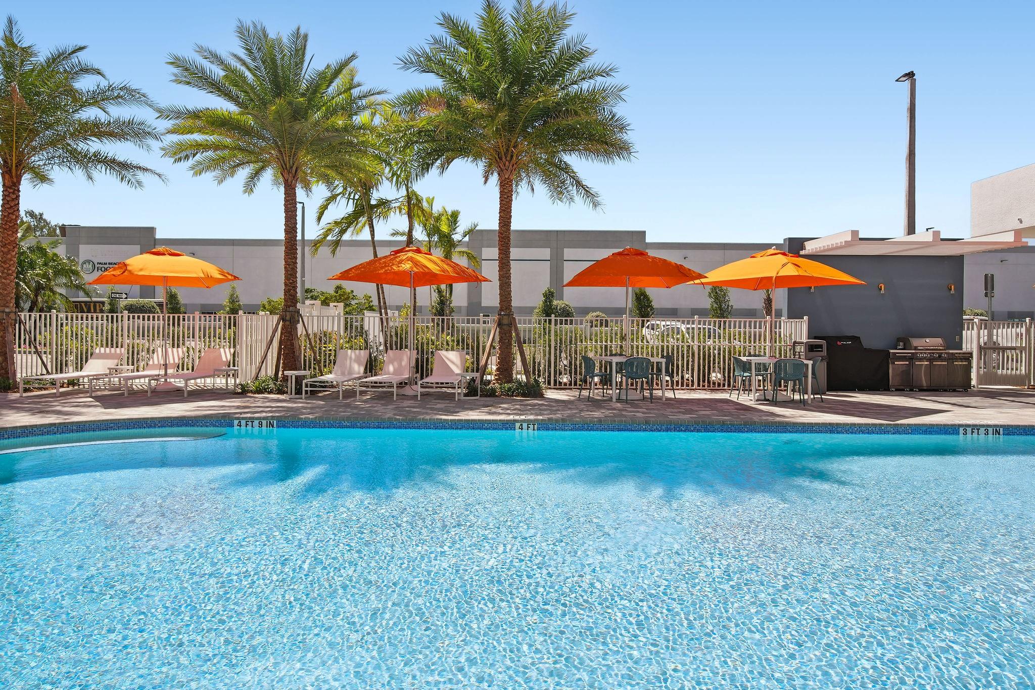 AVERY LAKE WORTH - Residential Lease