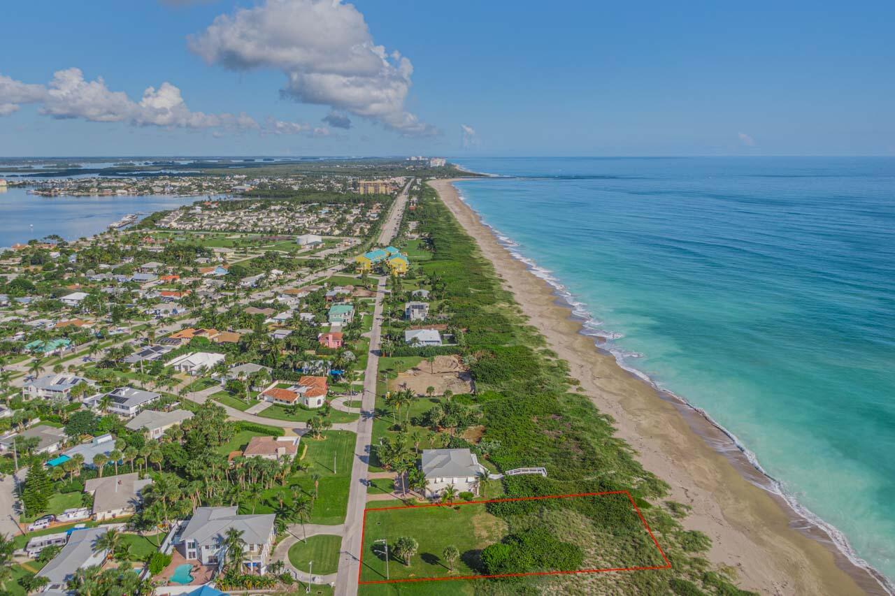 1912 Surfside Drive