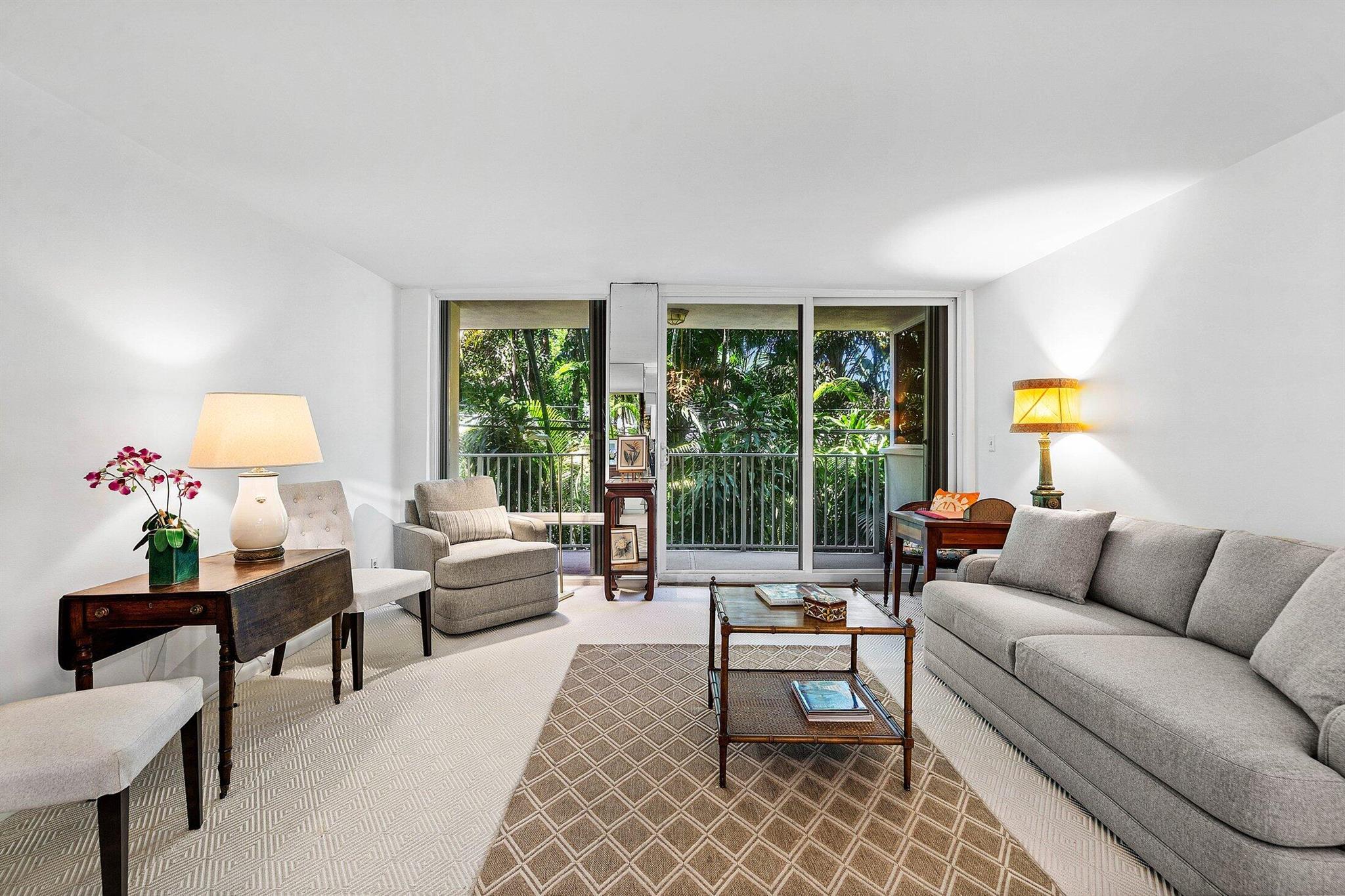 PALM BEACH ATLANTIC COND - Residential Lease