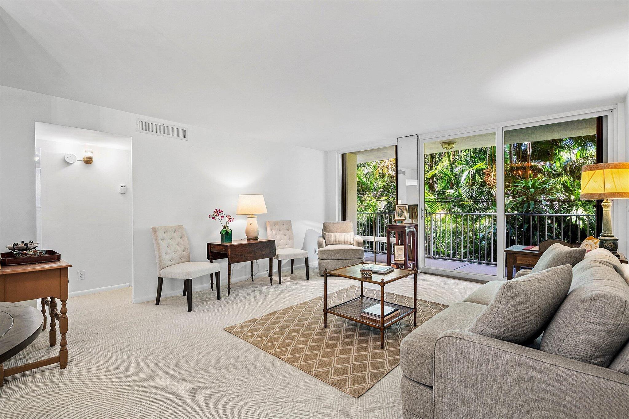 PALM BEACH ATLANTIC COND - Residential Lease