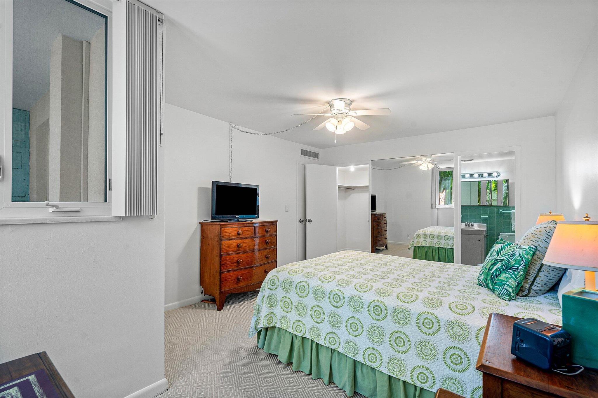 PALM BEACH ATLANTIC COND - Residential Lease