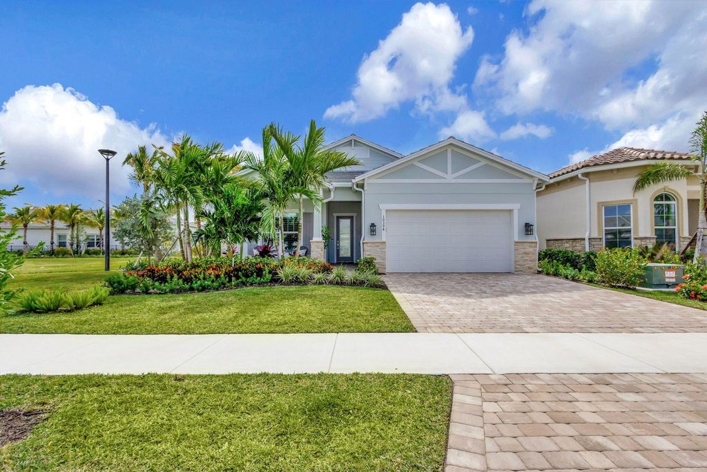 Photo of 10394 Northbrook Circle, Palm Beach Gardens, FL 33412 (MLS # R11033775)