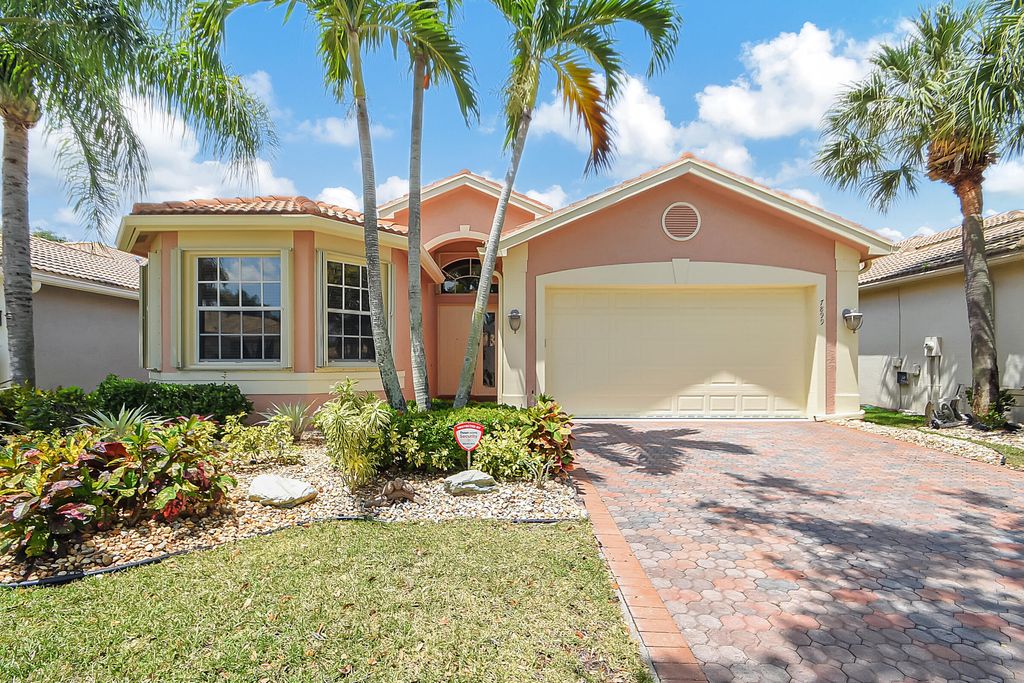 Photo of 7899 Sundial Harbor Pt, Lake Worth, FL 33467 (MLS # R10983861)
