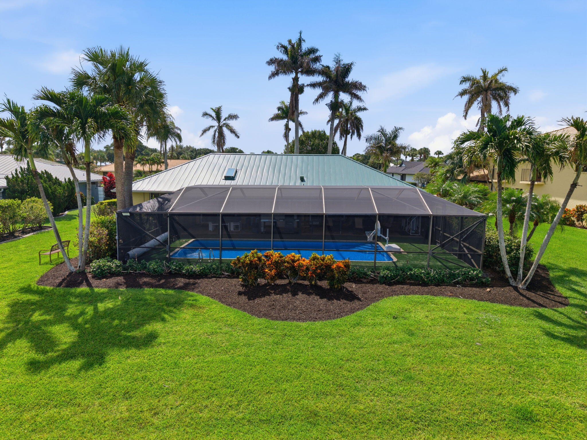 3374 SE Fairway E, Stuart, FL, 34997, USA, 3 Bedrooms Bedrooms, ,2 BathroomsBathrooms,Residential,Pending,3374 SE Fairway E,B26045142