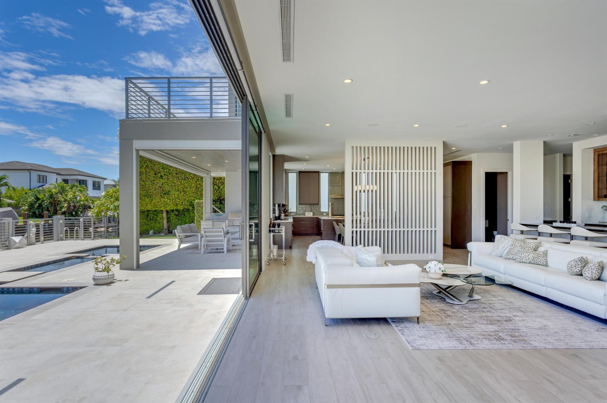 LAKE ROGERS ISLE - Residential