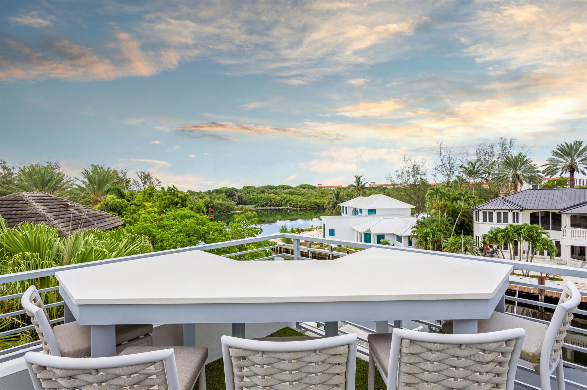 LAKE ROGERS ISLE - Residential