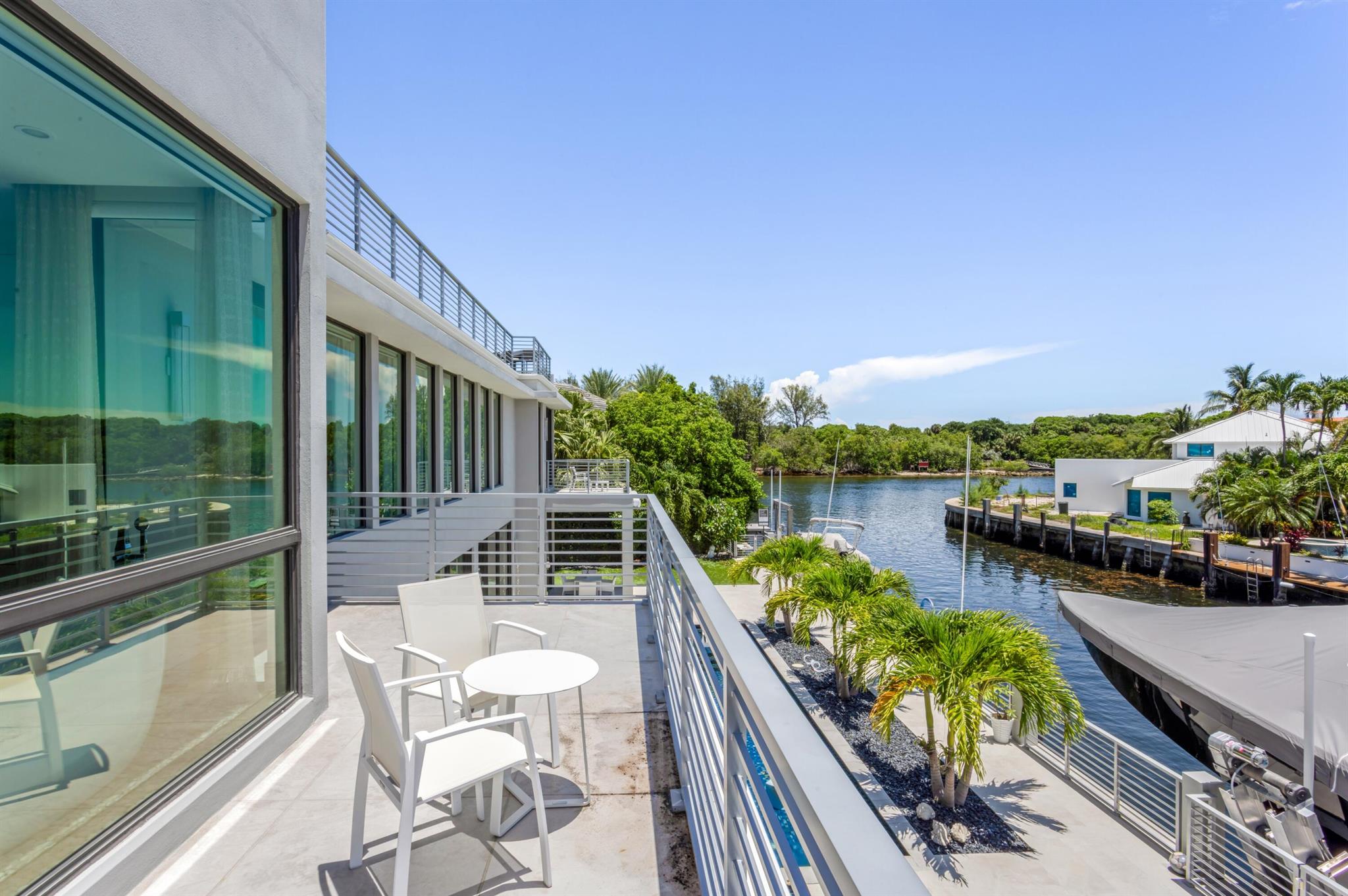 LAKE ROGERS ISLE - Residential