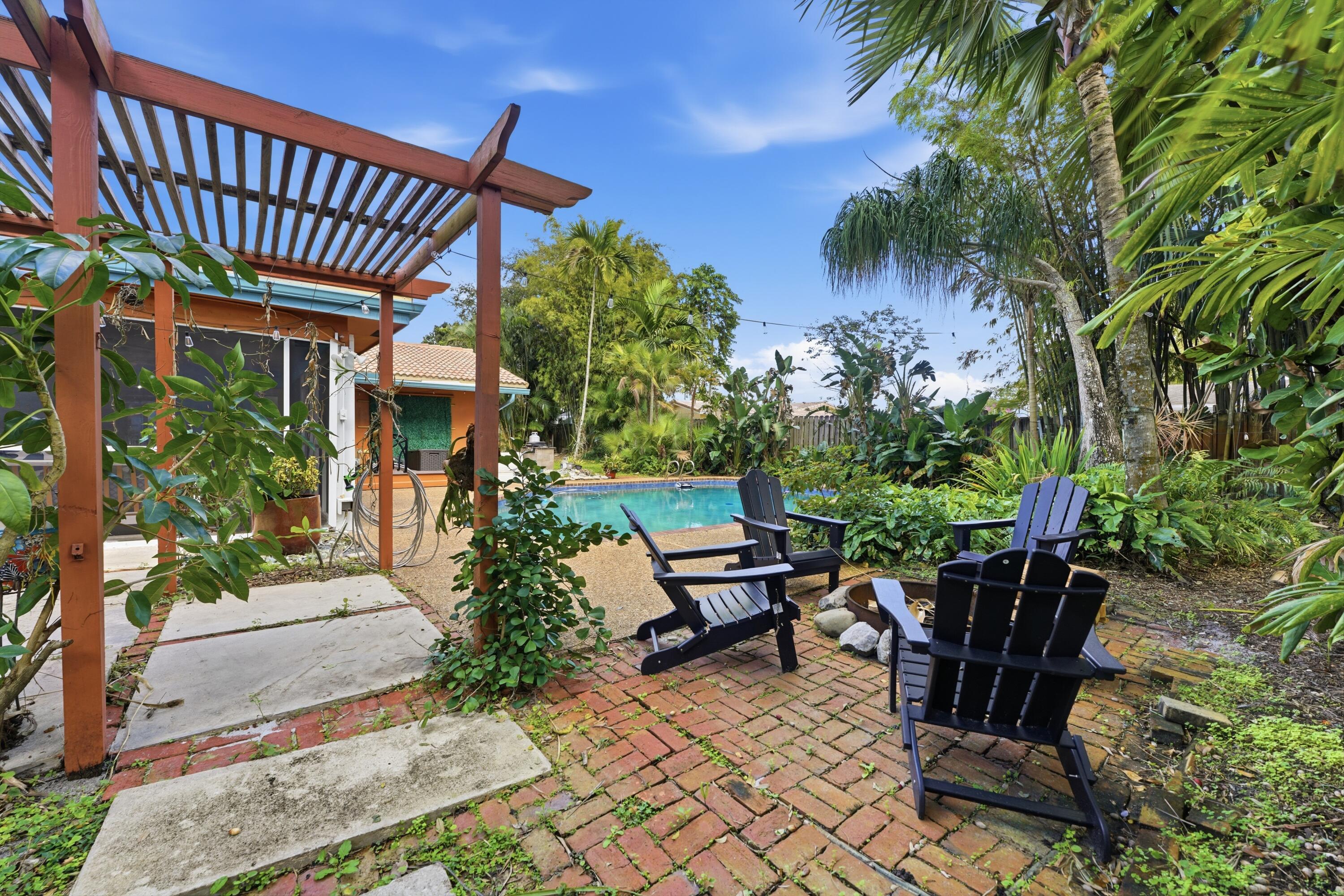 ROYAL PALM ESTATES SEC ONE - Residential