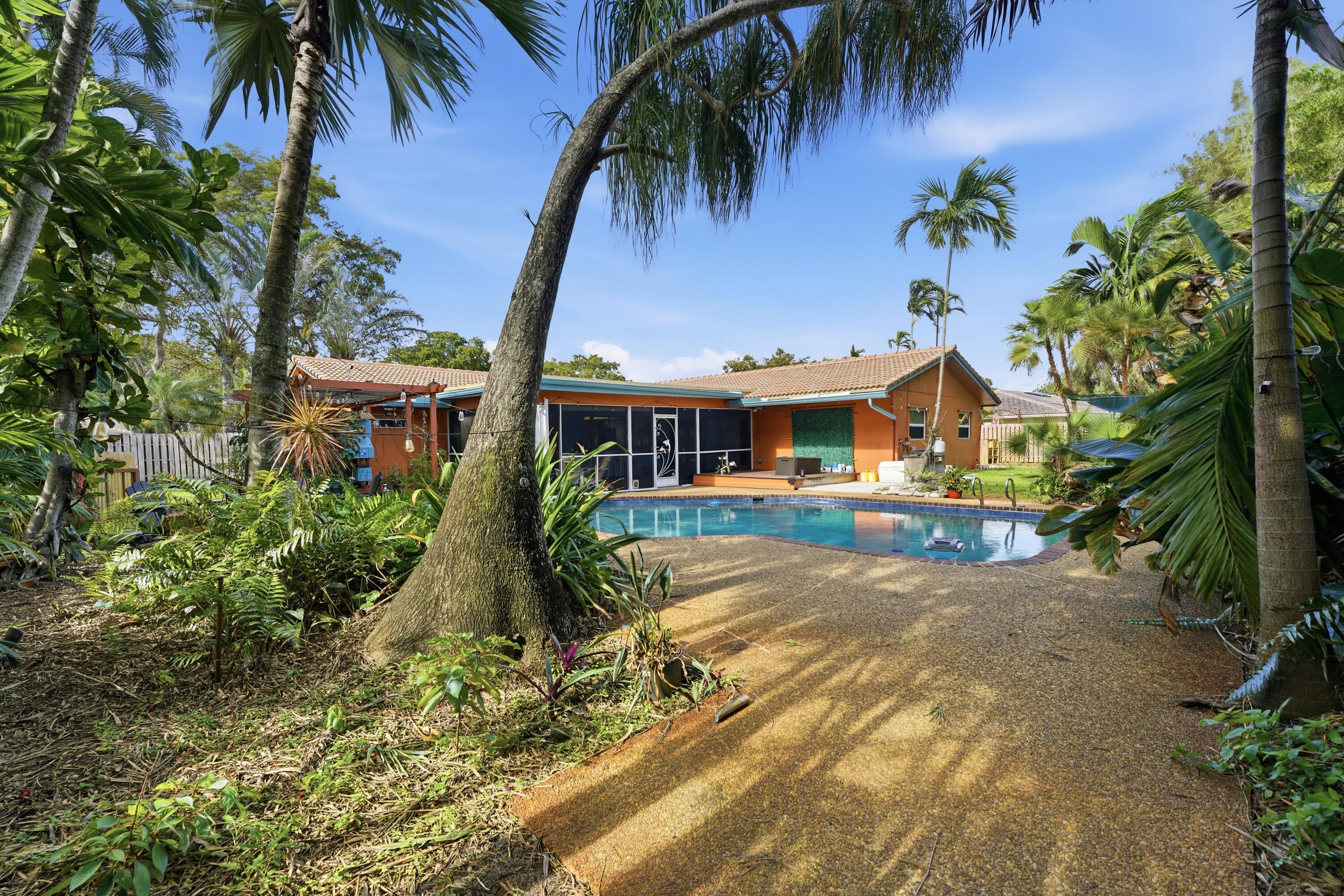 ROYAL PALM ESTATES SEC ONE - Residential