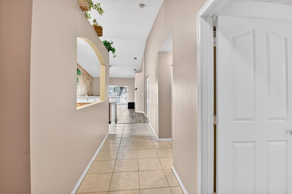 Photo of 8451 Logia Circle, Boynton Beach, FL 33472 (MLS # R11132317)
