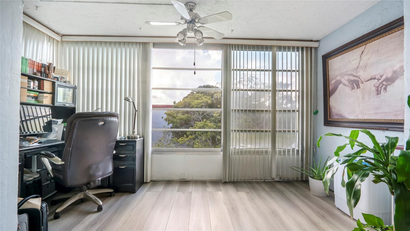 CYPRESS CHASE - Residential