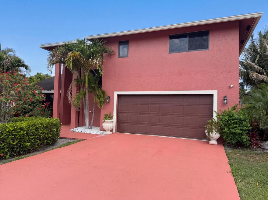 Meet 118 Waterway Rd, a residence recently enhanced with fresh interior paint and partial flooring replacement for an updated look. The kitchen is equipped with all stainless steel appliances, providing a cohesive and modern workspace. An exterior patio extends to a fenced in backyard, creating defined outdoor living areas. A perfect blend of modern updates and delightful outdoor appeal.. Included 100-Day Home Warranty with buyer activation