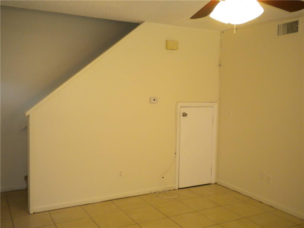 Coral Spgs Lakes 68-12 B - Residential Lease