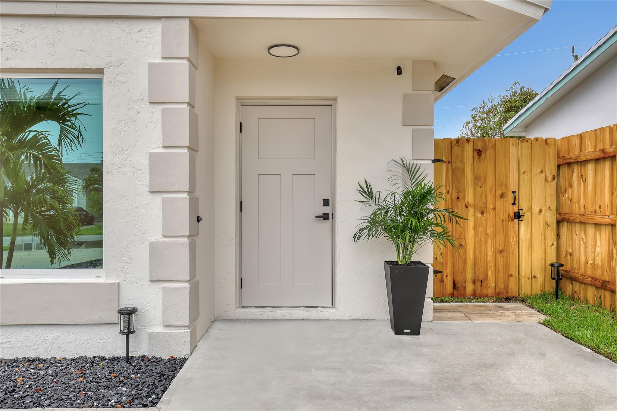 Lantana Amd - Residential Lease