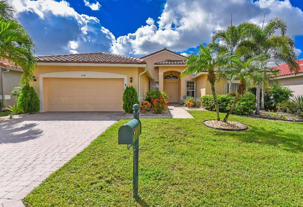 Photo of 6710 Garde Road, Boynton Beach, FL 33472 (MLS # R11129627)
