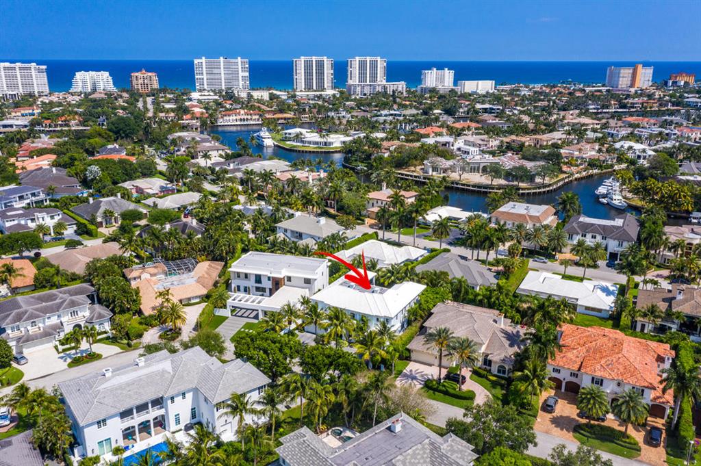 ROYAL PALM YACHT & COUNTRY CLUB - Residential