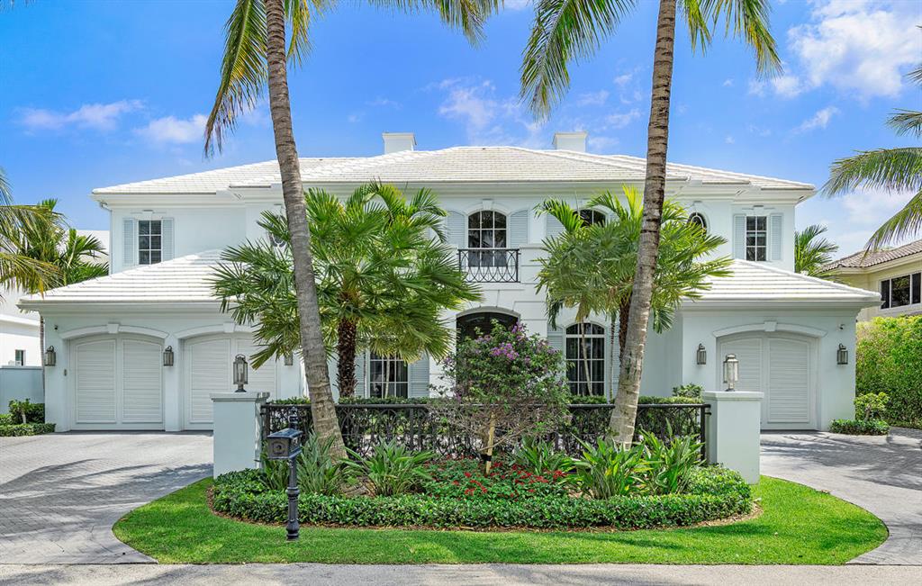 ROYAL PALM YACHT & COUNTRY CLUB - Residential