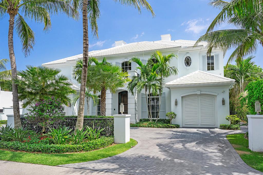 ROYAL PALM YACHT & COUNTRY CLUB - Residential