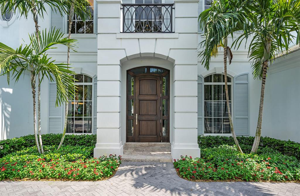 ROYAL PALM YACHT & COUNTRY CLUB - Residential