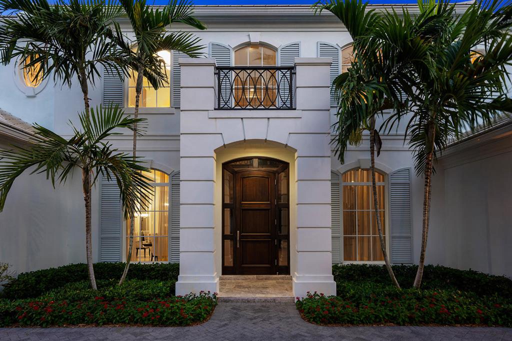 ROYAL PALM YACHT & COUNTRY CLUB - Residential