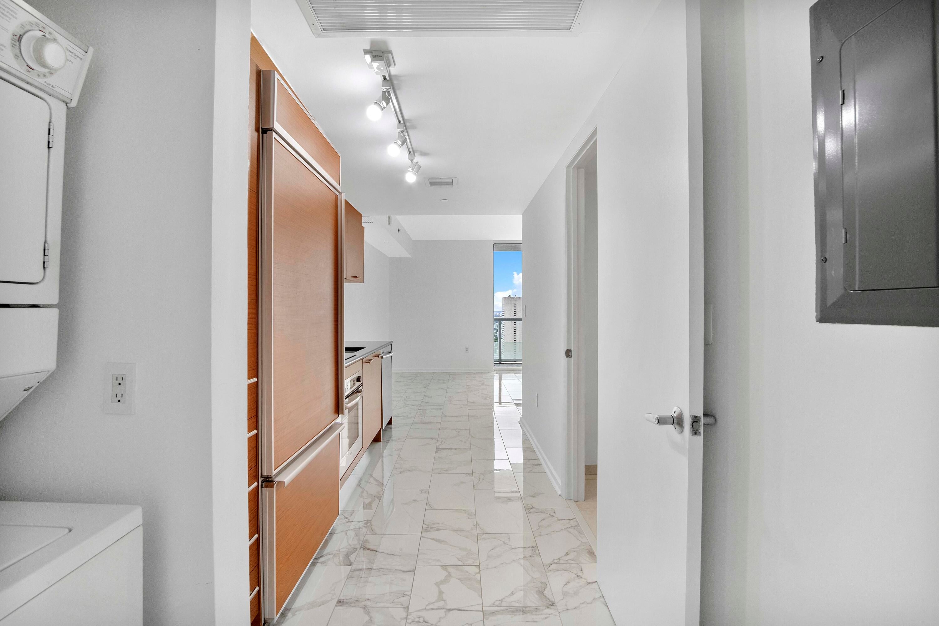 50 Biscayne Boulevard 4503