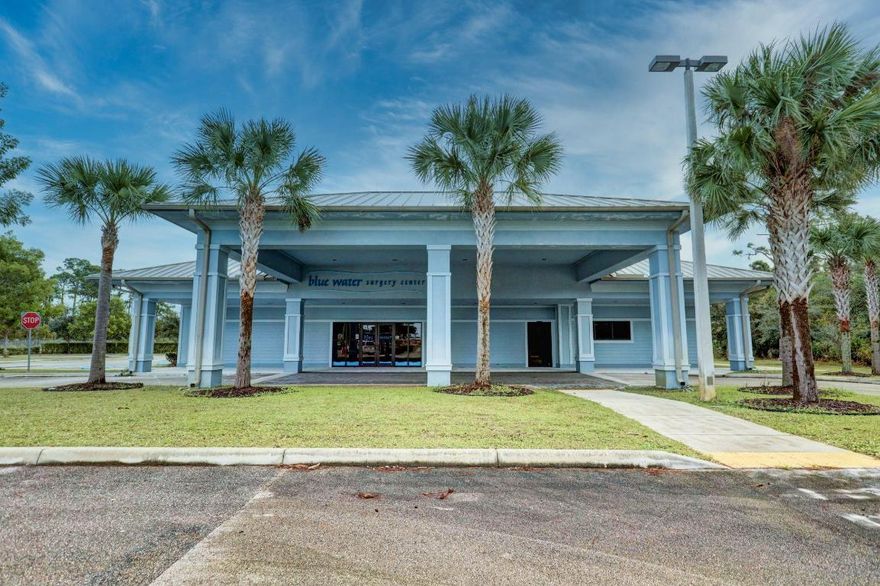 The building is located approx 75 yards of US Highway 1 in a quiet setting.
Below is a overview of the Location and Market of Port St. Lucie
Since 2010, more than 400,000 SF of office space has
delivered in Port St. Lucie, amounting to nearly 50,000
SF annually, which is less than half its historical average.
This entire cycle has delivered less than 2008 alone,
which saw nearly 600,000 SF come to market. While
additions have been minimal in 2018, the previous year
saw the largest delivery of the cycle come on line. The
project was a 60,000-SF medical office space in the
Tradition community in the Inland Port St. Lucie
Submarket. Tradition is a mixed-use community
consisting of single family, multifamily, and retirement
living options as well as retail and office space.