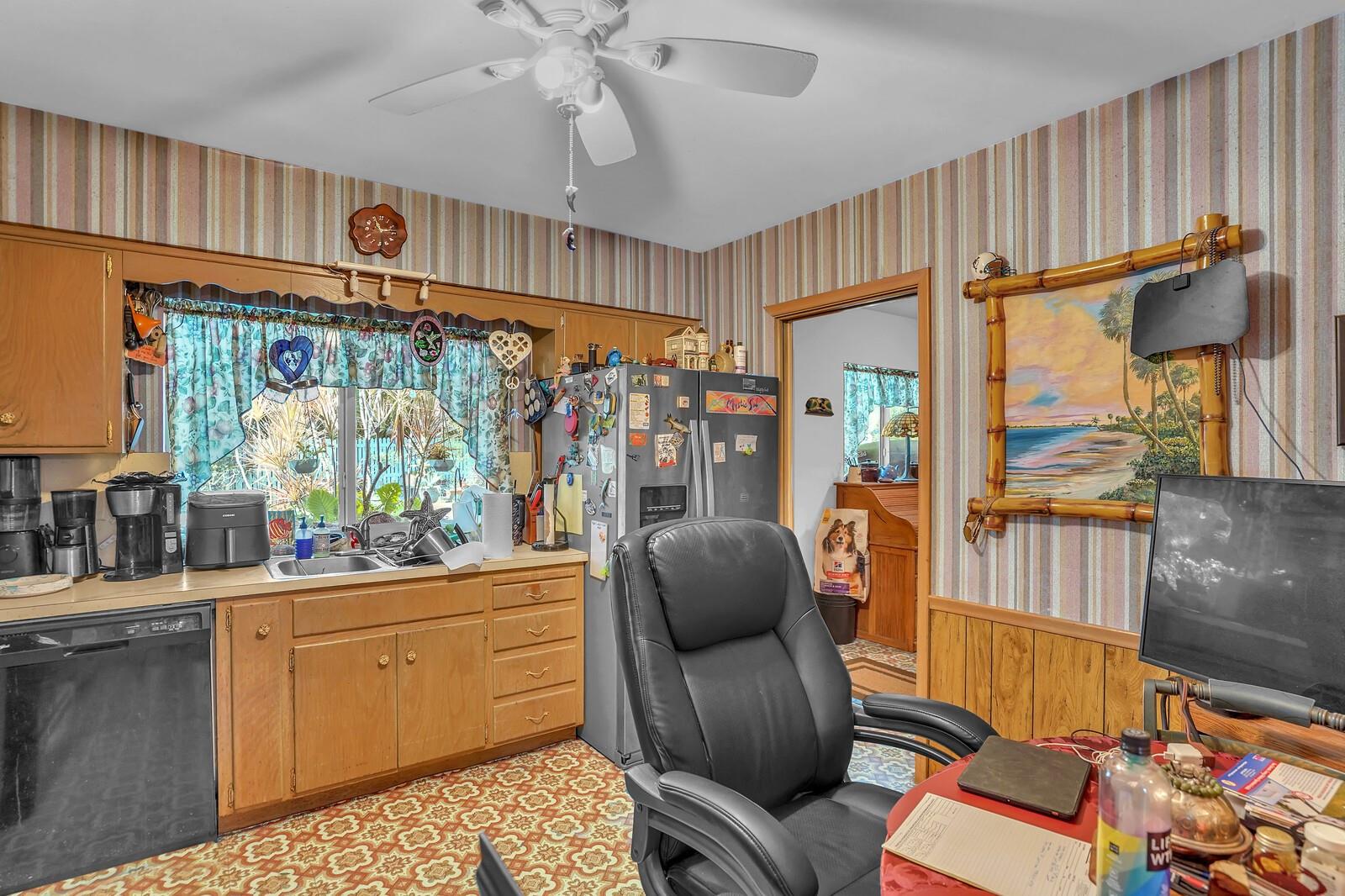 Jenada Isle 50-39 B - Residential