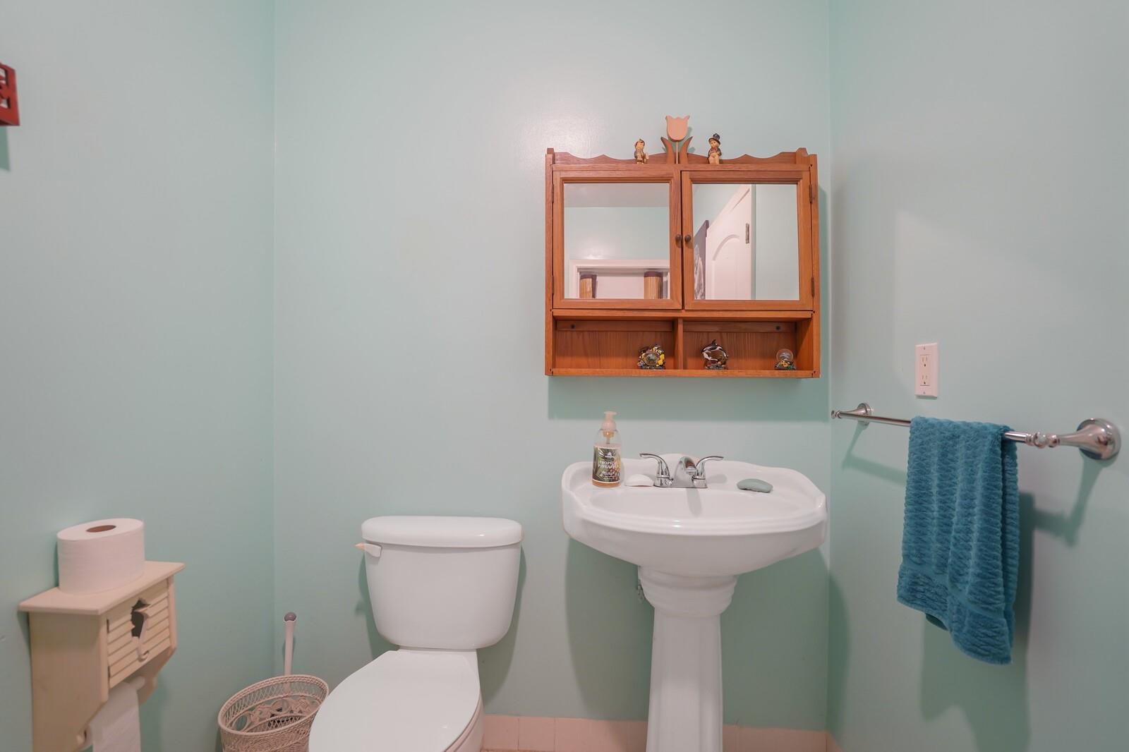 Jenada Isle 50-39 B - Residential