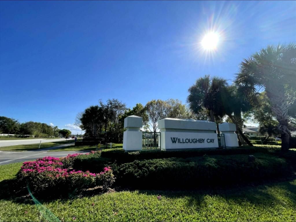 Photo of 1600 SE Tidewater Place, Stuart, FL 34997 (MLS # R10961047)