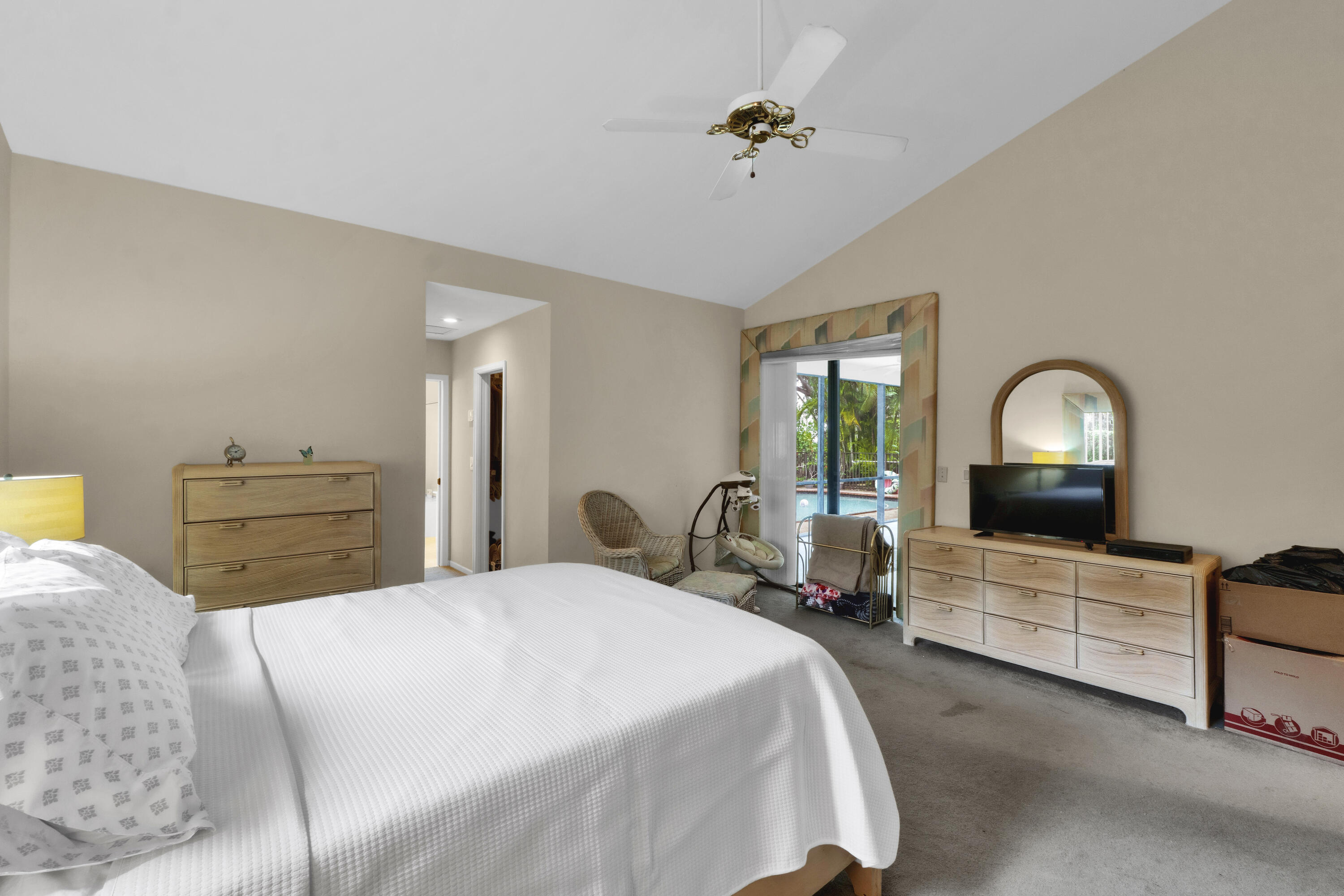 PINE RIDGE - Residential