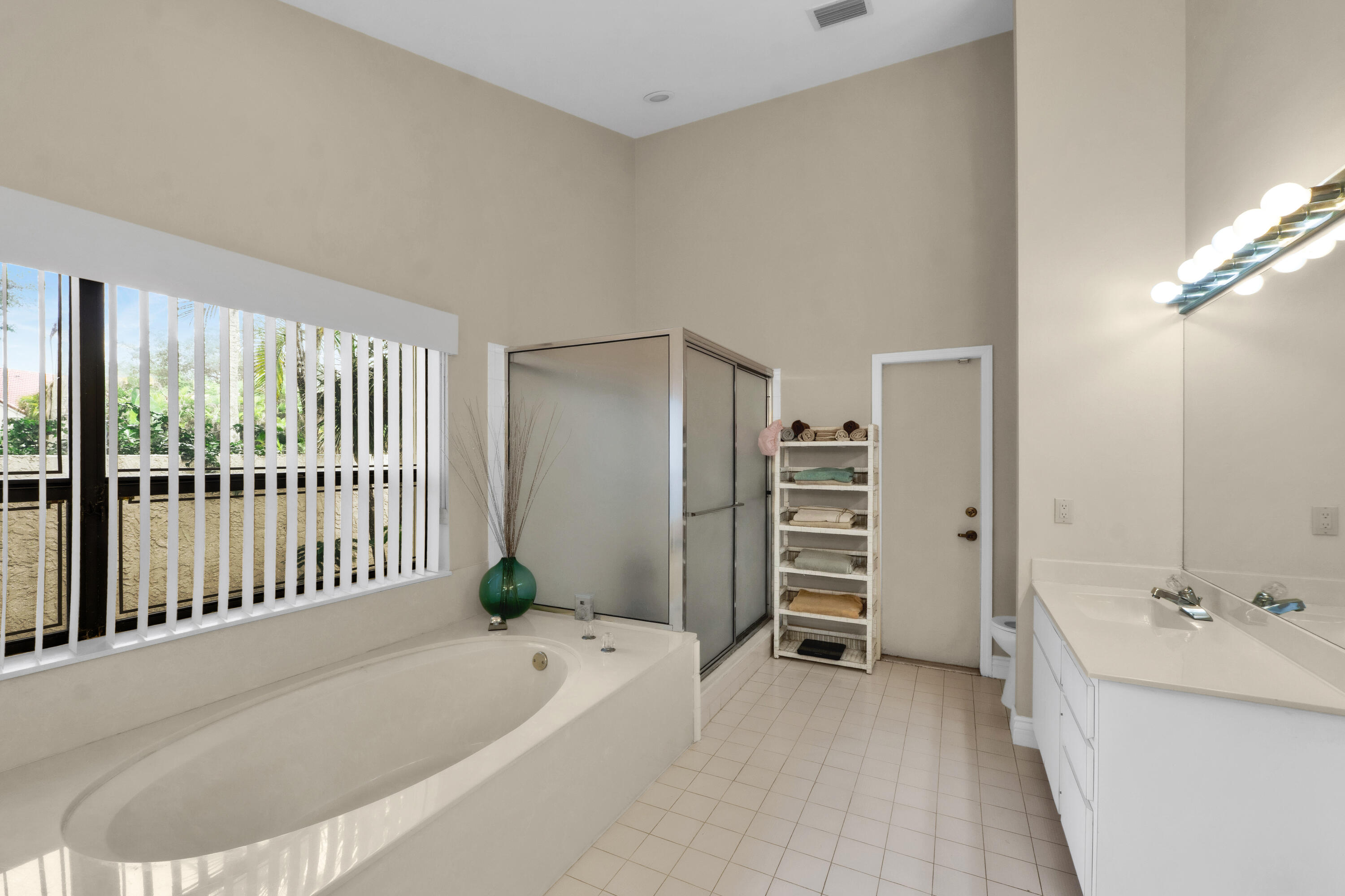 PINE RIDGE - Residential