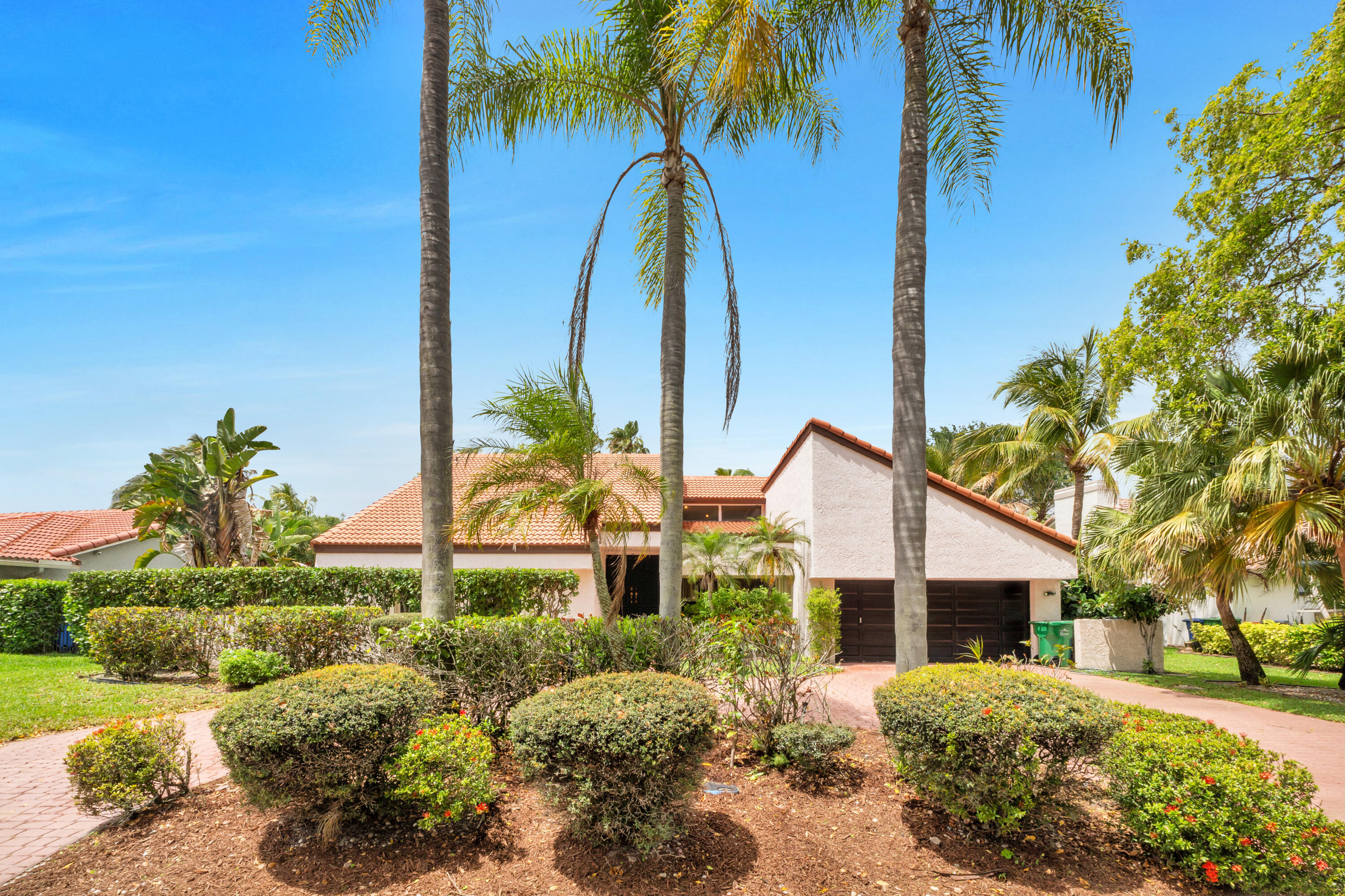 PINE RIDGE - Residential